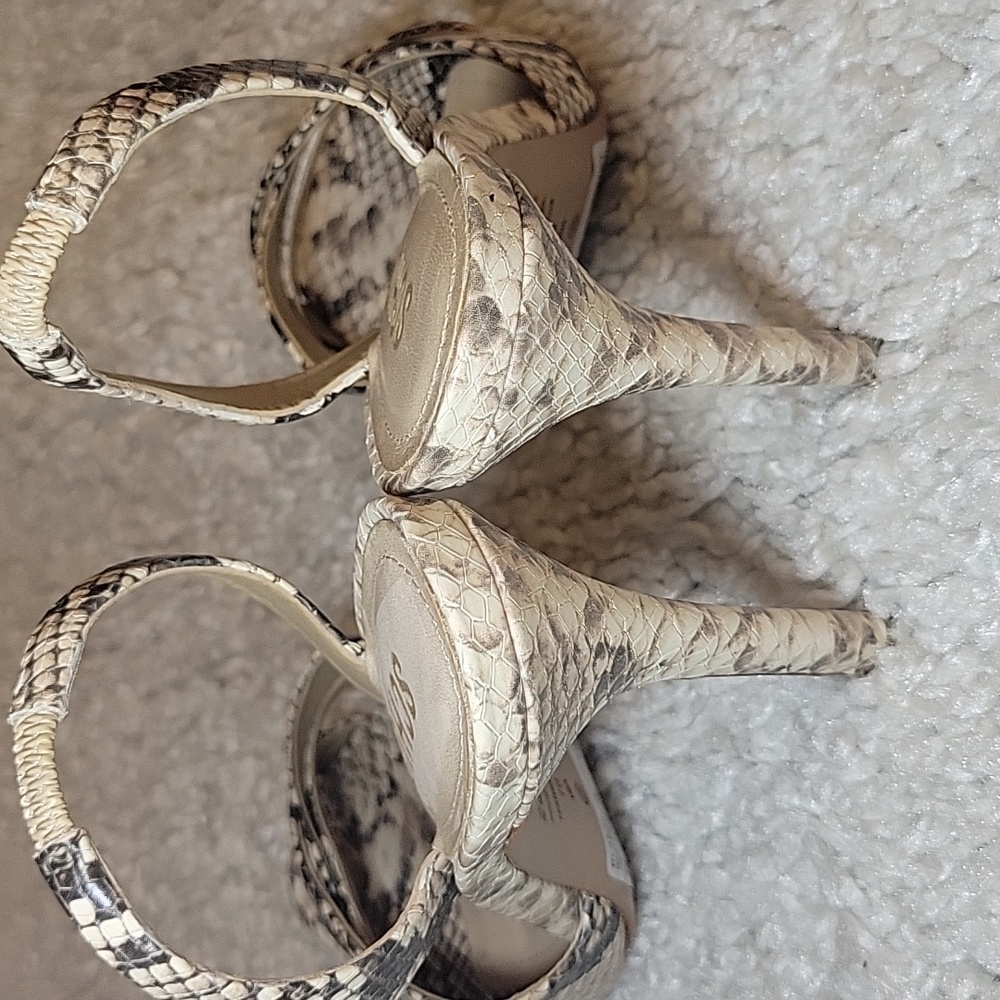 NEW KEEFA SCHUTZ snake Print Sling Back Heels Size 7 - Picture 9 of 16